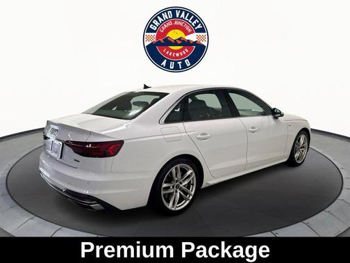 2023 Audi A4 45 S line Premium Plus