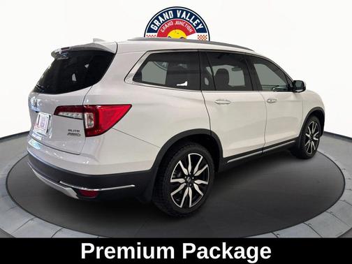 2021 Honda Pilot AWD Elite