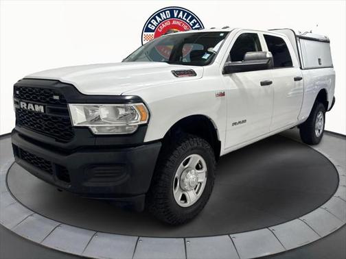 2020 RAM 2500 Tradesman Crew Cab 4X4 6'4' Box