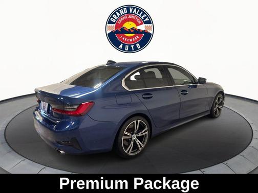 2021 BMW 330 xDrive