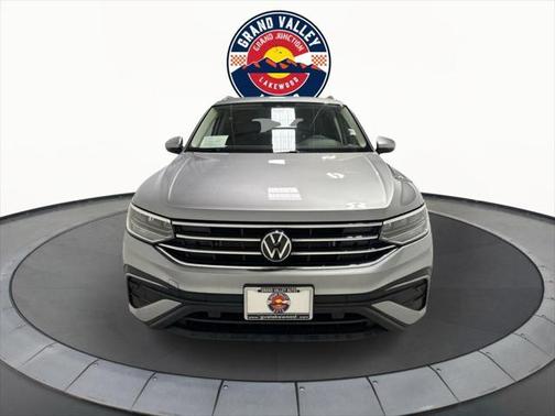2024 Volkswagen Tiguan 2.0T SE 4MOTION