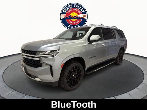 2023 Chevrolet Suburban LS