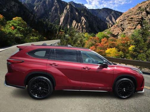 2023 Toyota Highlander XSE