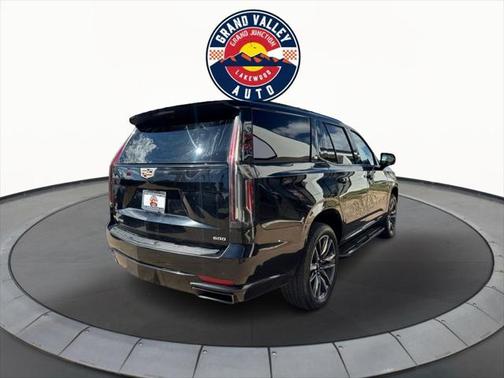 2023 Cadillac Escalade Sport