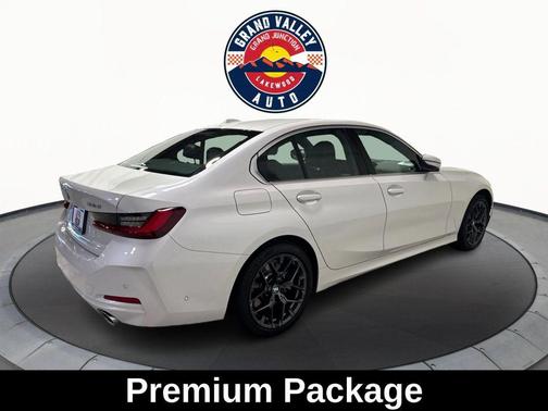 2025 BMW 330 i xDrive