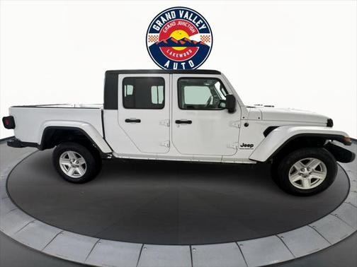 2023 Jeep Gladiator Sport S