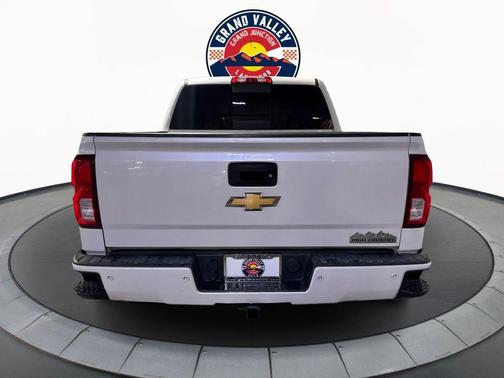 2017 Chevrolet Silverado 1500 High Country