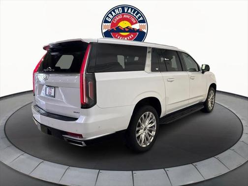 2023 Cadillac Escalade ESV Premium Luxury