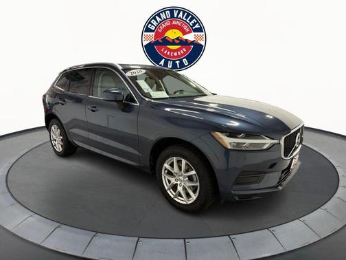 2020 Volvo XC60 T5 Momentum
