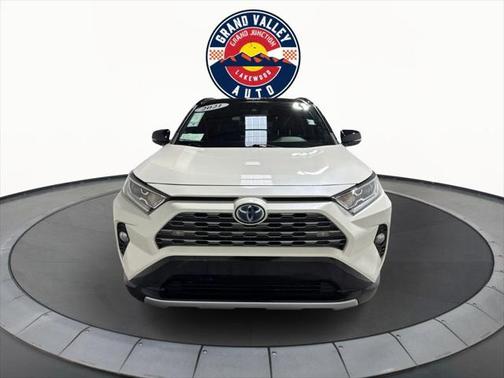 2021 Toyota RAV4 Hybrid SE