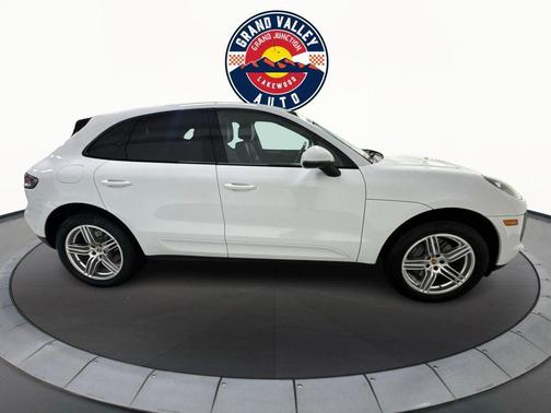 2021 Porsche Macan S