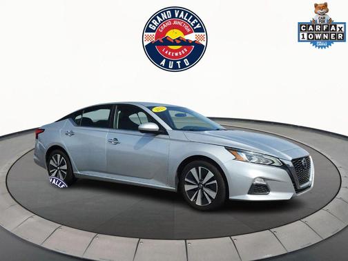 2022 Nissan Altima 2.5 SV