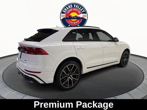 2021 Audi Q8 55 Premium Plus