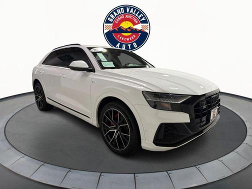 2021 Audi Q8 55 Premium Plus