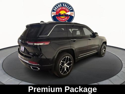 2022 Jeep Grand Cherokee 4xe Summit Reserve