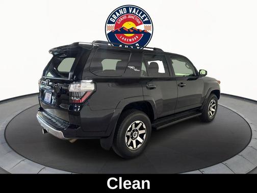 2024 Toyota 4Runner TRD Off Road