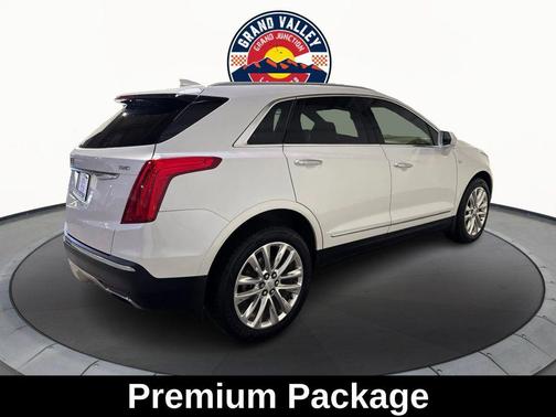 2017 Cadillac XT5 Platinum