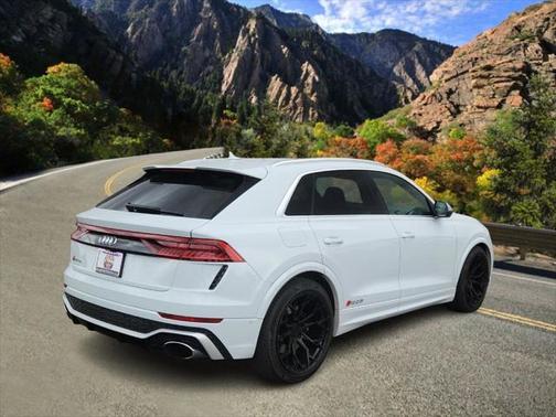 2022 Audi RS Q8 4.0T