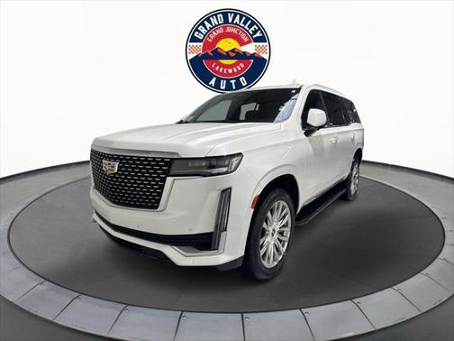 2022 Cadillac Escalade Luxury