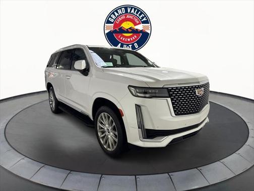 2022 Cadillac Escalade Luxury
