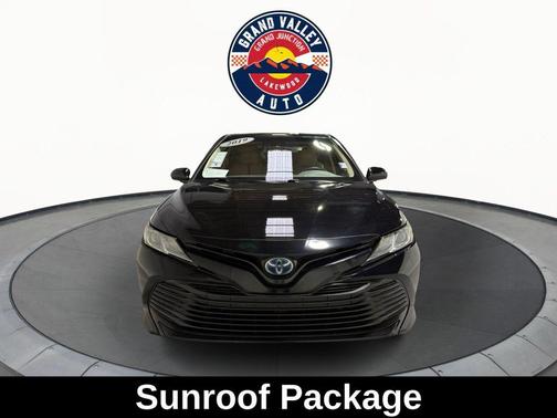 2019 Toyota Camry Hybrid LE