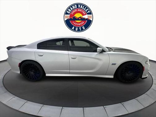 2020 Dodge Charger R/T Scat Pack