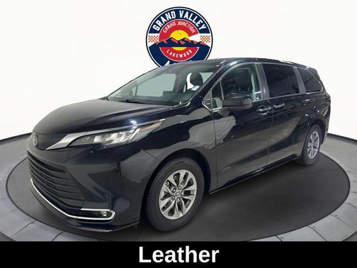 2023 Toyota Sienna XLE 7 Passenger