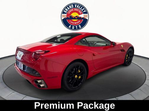 2013 Ferrari California Base
