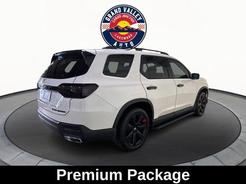 2025 Honda Pilot Black Edition