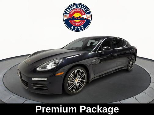 2016 Porsche Panamera 4S