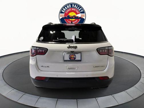 White Clearcoat 2018 Jeep Compass Limited