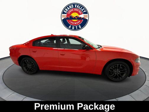 2019 Dodge Charger SXT