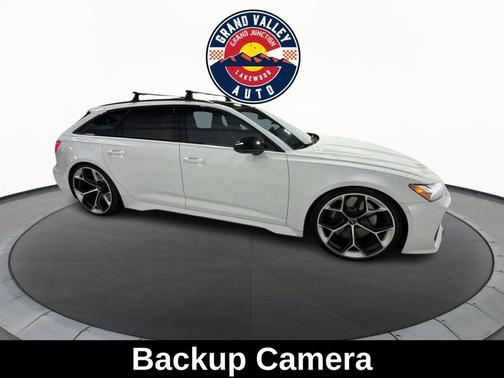 Glacier White Metallic 2024 Audi RS 6 Avant 4.0T