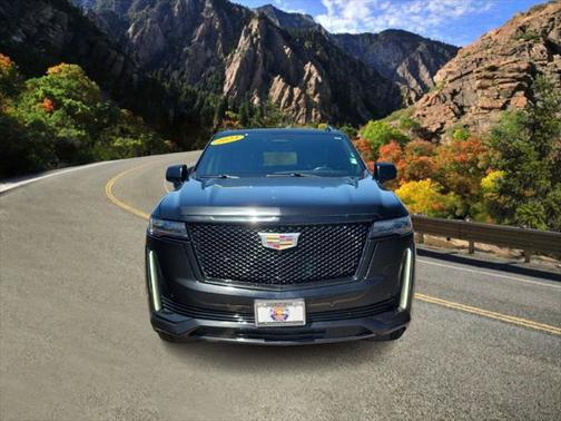 2023 Cadillac Escalade Sport
