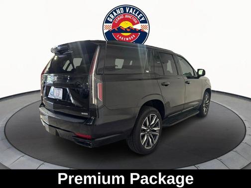 2023 Cadillac Escalade Sport