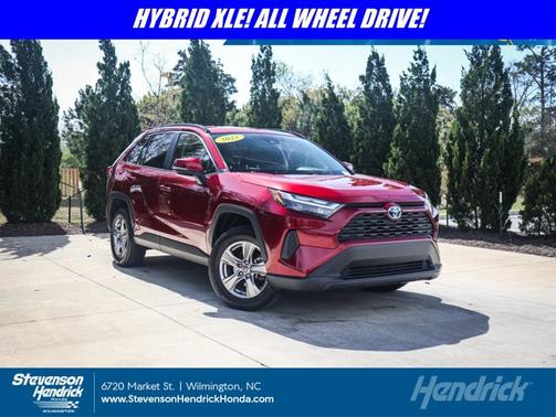 2022 Toyota RAV4 Hybrid XLE