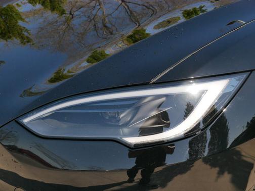 2022 Tesla Model S