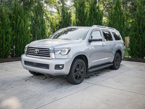 2019 Toyota Sequoia SR5