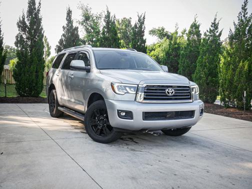 2019 Toyota Sequoia SR5