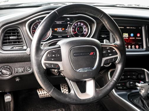 2015 Dodge Challenger SXT Plus