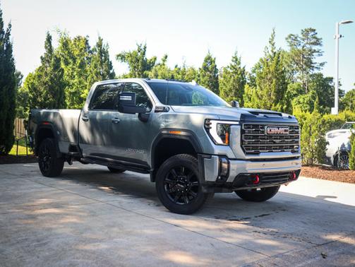 2024 GMC Sierra 2500 AT4