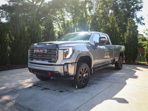 2024 GMC Sierra 2500 AT4