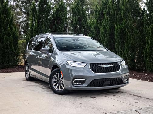 2021 Chrysler Pacifica Hybrid Touring L