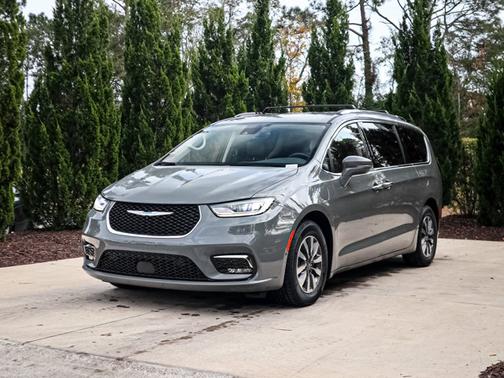 2021 Chrysler Pacifica Hybrid Touring L
