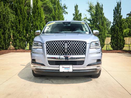 2022 Lincoln Navigator L Black Label