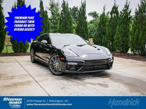 2019 Porsche Panamera Turbo S E-Hybrid