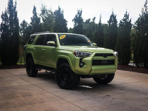 2023 Toyota 4Runner TRD Off Road