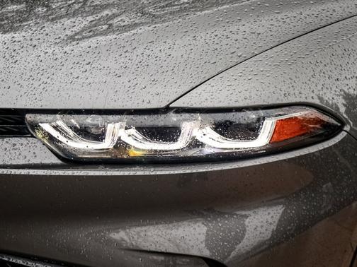 2025 Alfa Romeo Tonale Base