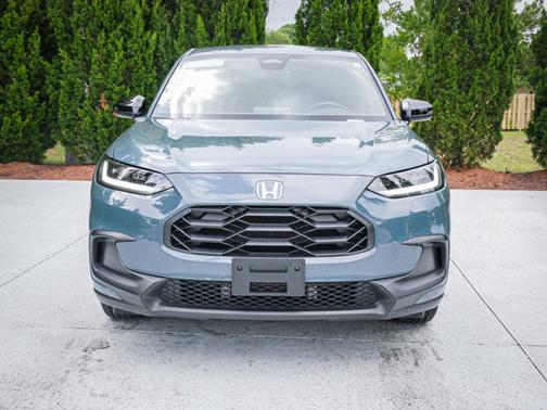 Nordic Forest Pearl 2025 Honda HR-V Sport