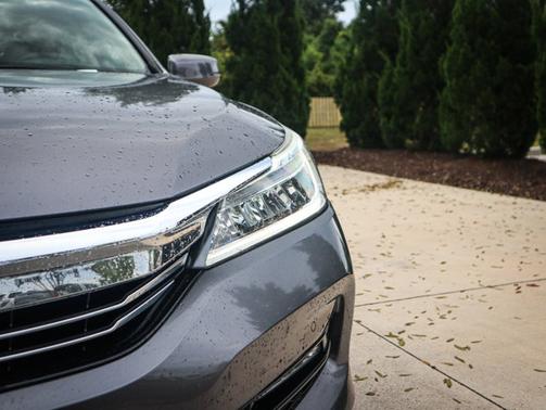 2017 Honda Accord Hybrid Touring